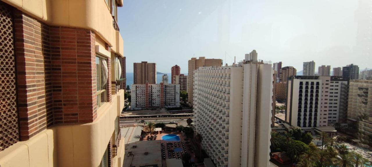 Precioso Apartamento Con Piscina Y Vistas Al Mar Mediterraneo. Бенидорм Екстериор снимка