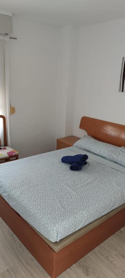 Precioso Apartamento Con Piscina Y Vistas Al Mar Mediterraneo. Бенидорм Екстериор снимка