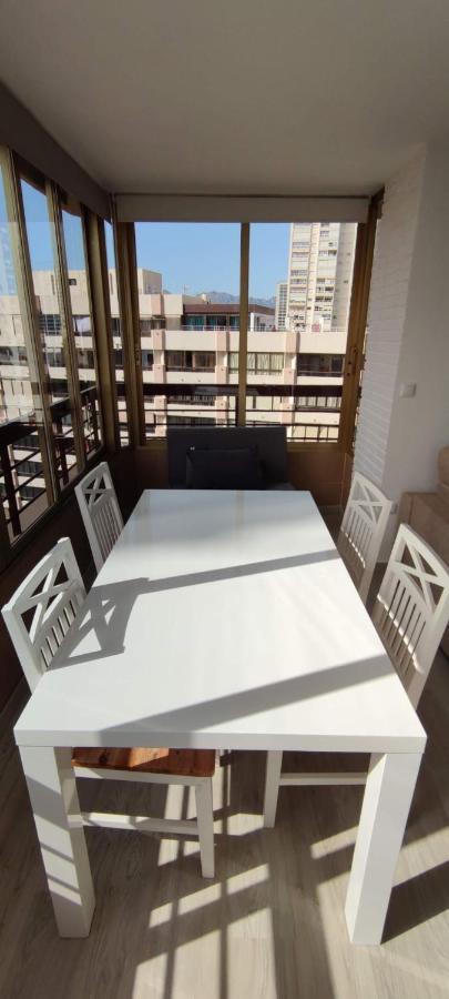 Precioso Apartamento Con Piscina Y Vistas Al Mar Mediterraneo. Бенидорм Екстериор снимка