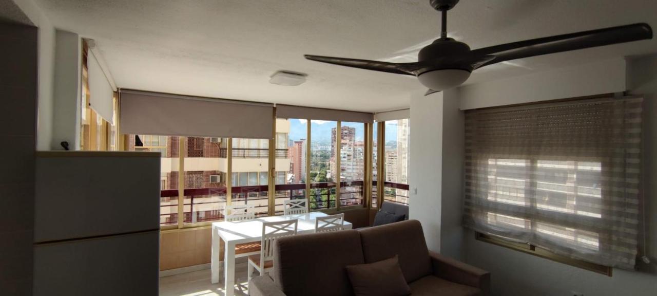 Precioso Apartamento Con Piscina Y Vistas Al Mar Mediterraneo. Бенидорм Екстериор снимка